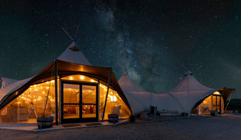 Lake Powell Rentals for Stargazing: Where to See the Most Stunning Night Skies