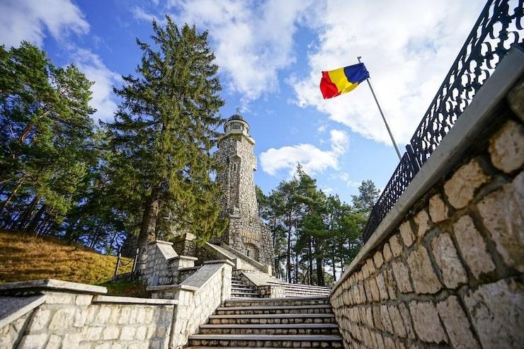 Top Romania Tour Tips That Help You Choose the Right Experience